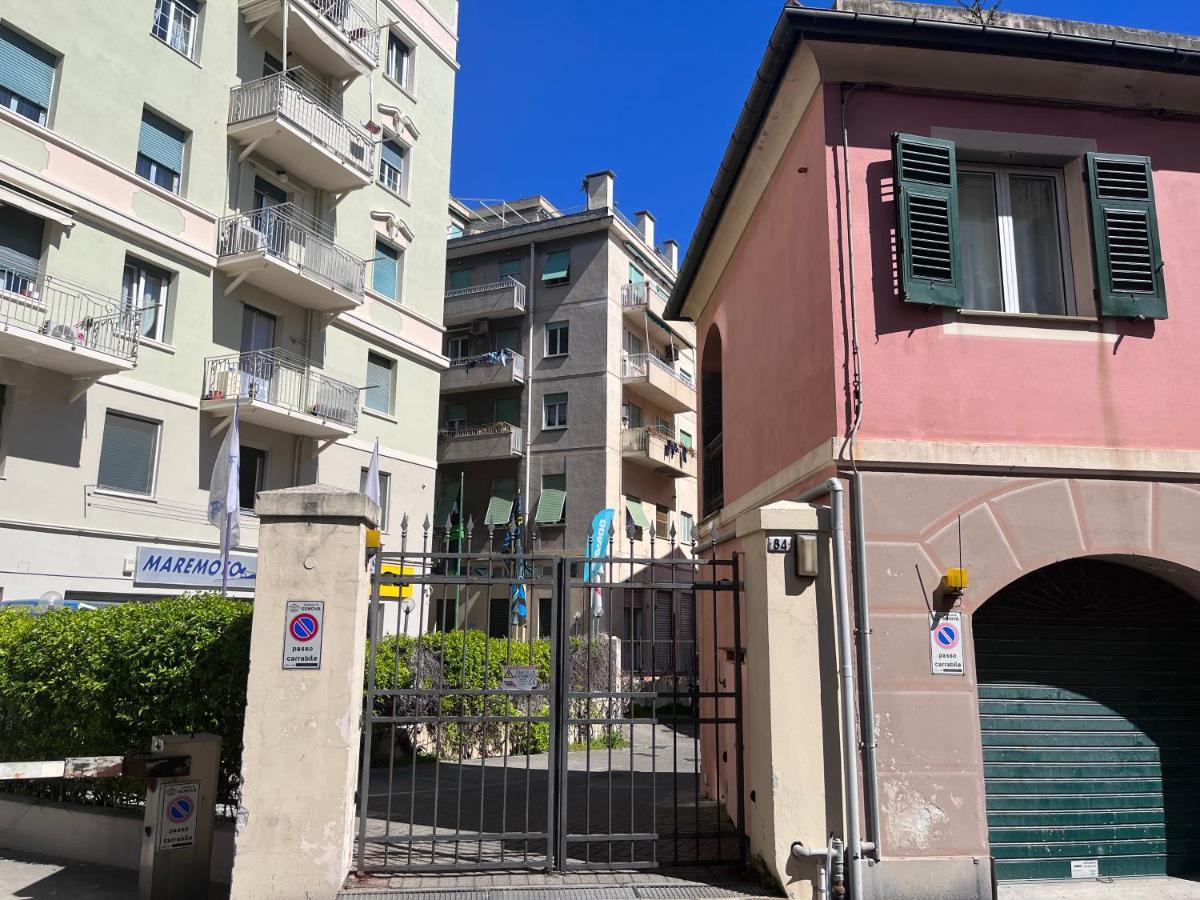 Ad Home Mare - Frontemare, 1 Minuto Dalla Spiaggia Genova Exterior foto